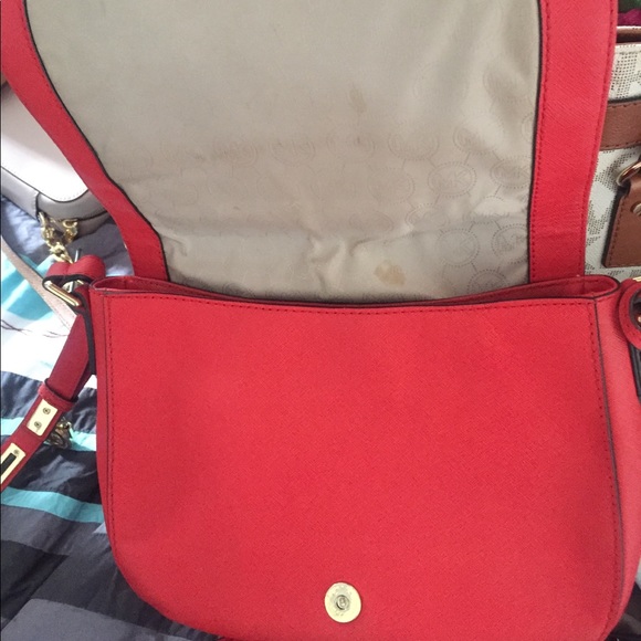 Red/orange Michael Kors crossover body bag - Picture 3 of 3